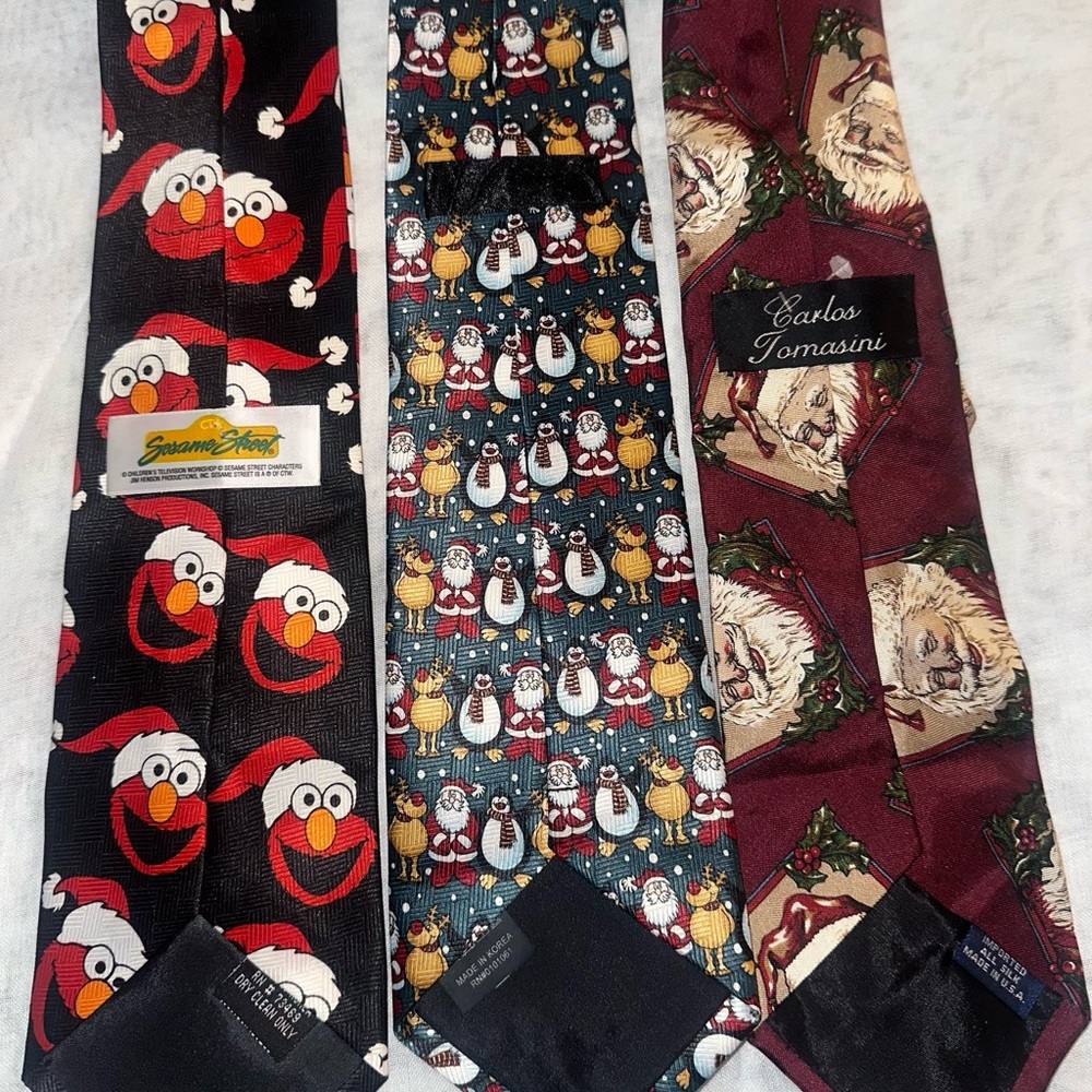 Sesame Street Festive Elmo and Santa Tie Collection - Picture 3 of 6